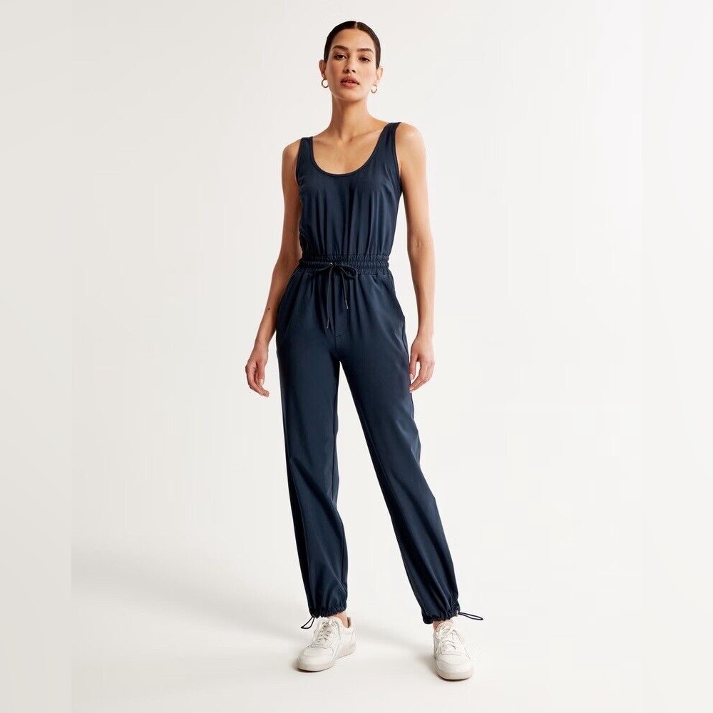Abercrombie & Fitch Women's Black Traveler Jumpsuit - Size XS Tall
